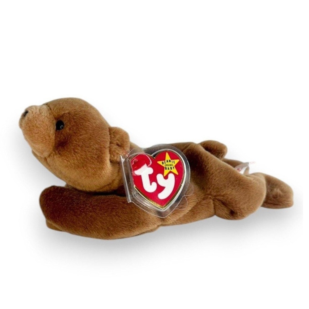 Cubbie the Brown Bear Ty Beanie Baby | Classic Cub Charm | Mint Heart Tag